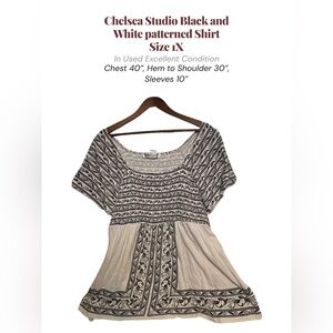 Chelsea Studio Black White Pattern Blouse 1X Short Sleeve Scoop Neck